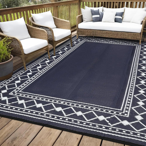 Reversible Waterproof Straw Rug