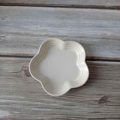 Plum Blossom Ceramic Sauce Dish