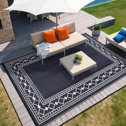 Reversible Waterproof Straw Rug